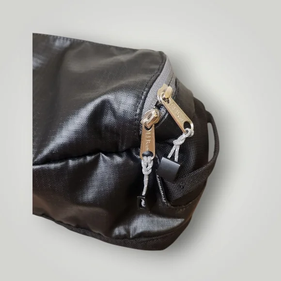 L.L. Bean Black Men's travel cluch Bag - Picture 2 of 10